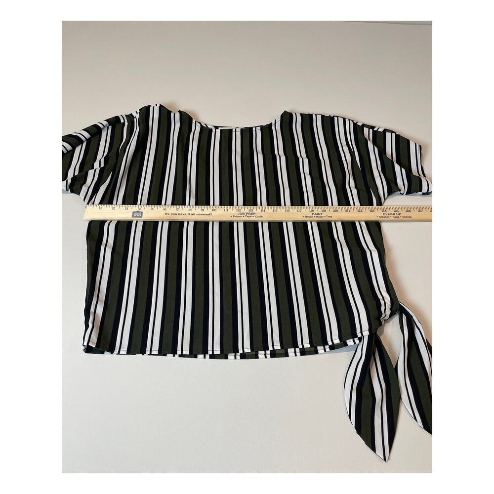 Michael Kors Size M Olive Cream Black Stripe Short Sleeve Top Side Tie - Picture 5 of 6